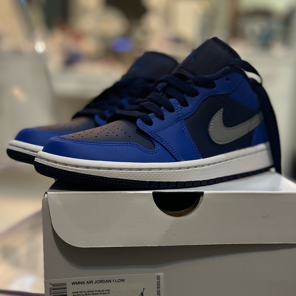 Women’s Nike Jordan 1 Lows Royal Blue